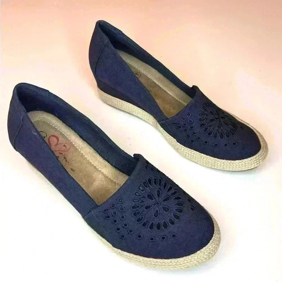 Mia Amore FRANKI Cutout Espadrille Wedge Shoe with Memory Foam Size 9 - Picture 2 of 8